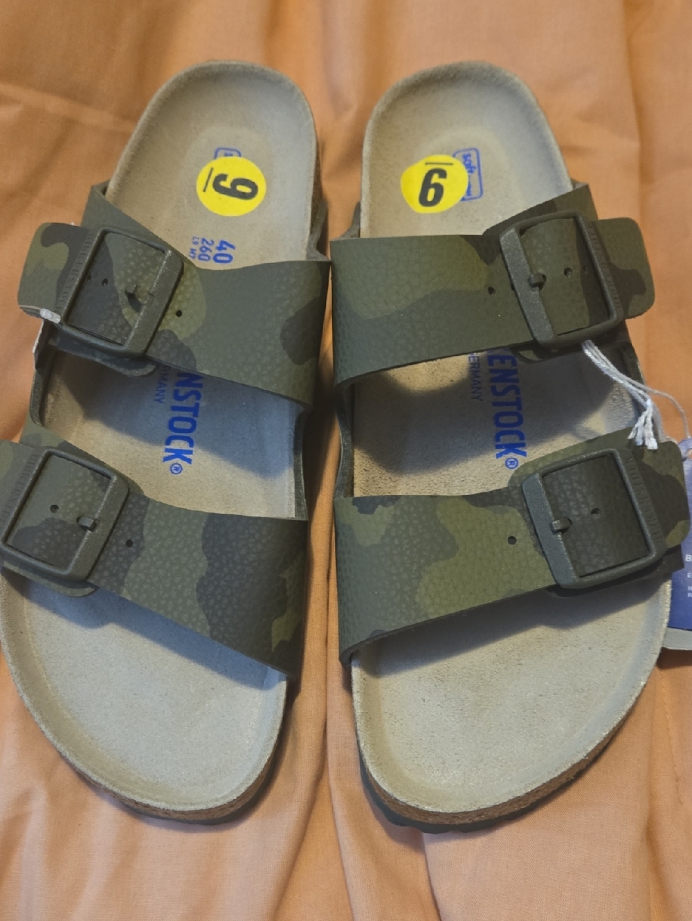 BNWT Birkenstock's in Camo. Sz. 9 in womens (EU 40)